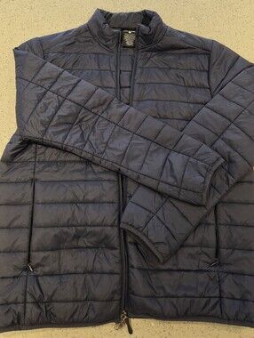 Men's Lightweight Quilted Puffer Jacket - Navy - True Classic - Large